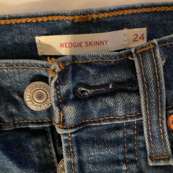 Levi Jeans - Picture 3 of 3